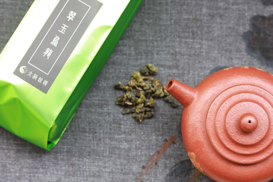翠玉烏龍老茶/手採茶150g 