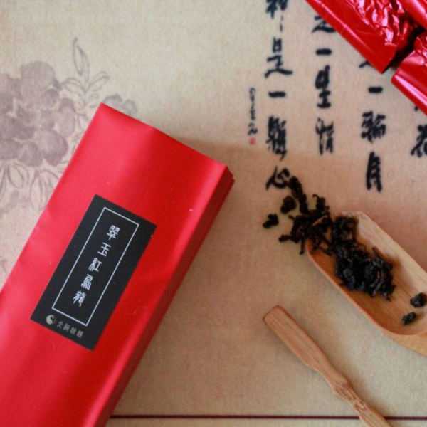 翠玉紅烏龍老茶/手採150g 