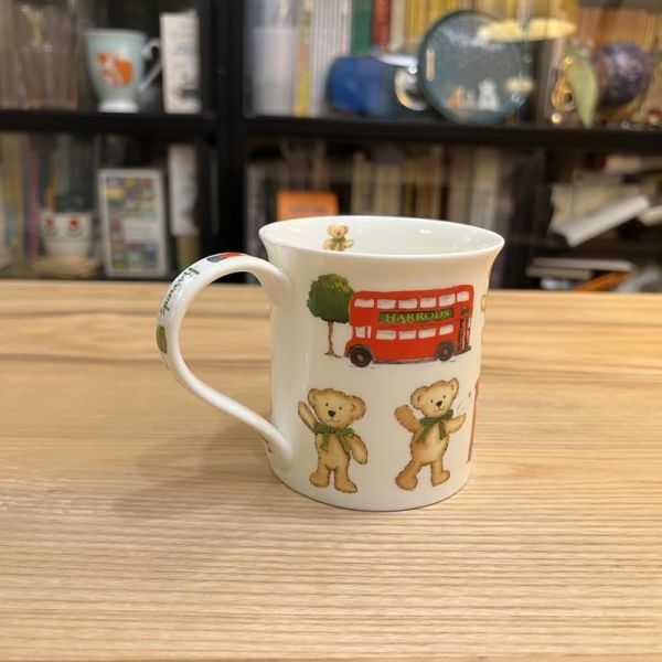 英國製 HARRODS 哈洛德百貨 馬克杯 泰迪熊 遊倫敦 TEDDY IN LONDON MUG HARRODS Teddy Bear in London