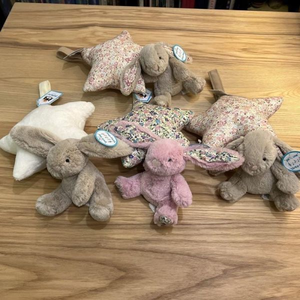 音樂拉鈴 碎花 鬱金香粉 兔兔 掛飾 jELLYCATBlossom Tulip Bunny Star Musical Pull 30 (耳朵刺繡加購) 兔子 兔 jELLYCAT Blossom Tulip Bunny Star Musical Pull