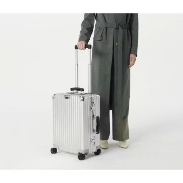 德國正品 RIMOWA 鋁鎂銀 CLASSIC CHECK IN L M CABIN可刷卡分24期 (免運) (轉帳 回饋價折約1.8%) RIMOWA CLASSIC CHECK IN L