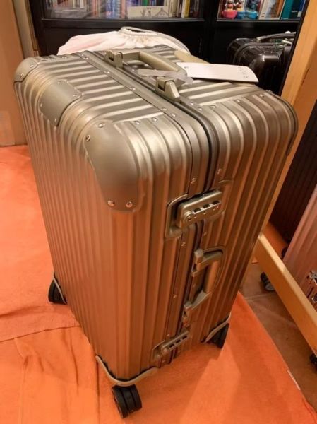 德國正品 RIMOWA 鋁鎂 鈦金 ORIGINAL TRUNK PLUS 可刷卡分24期 (免運) 胖胖箱 冰箱 (轉帳 回饋價折約1.8%) RIMOWA ORIGINAL TRUNK PLUS  TITANIUM