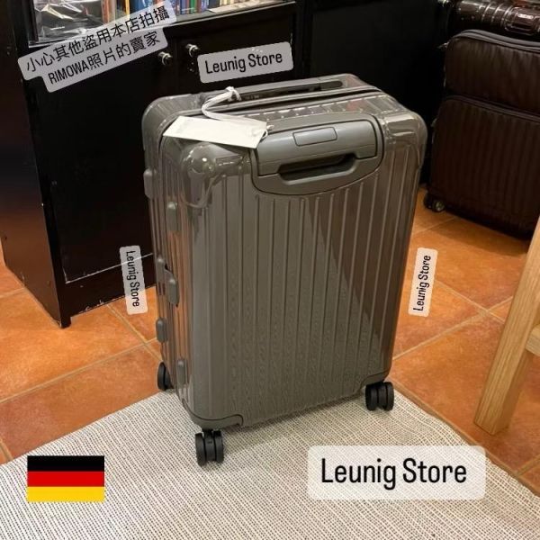 德國正品 RIMOWA 石板灰 ESSENTIAL SLEEVE CABIN 可刷卡分24期 (免運) 前袋收納設計/電腦 收納 很方便 RIMOWA ESSENTIAL SLEEVE CABIN SLATE