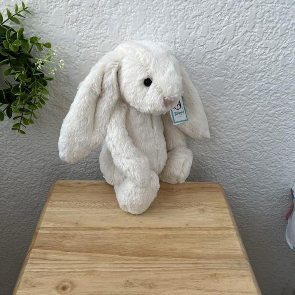 奶油白 jELLYCAT Bashful Cream Bunny 18 S (耳朵刺繡加購+愛心繡另增購) jELLYCAT Bashful Cream Bunny