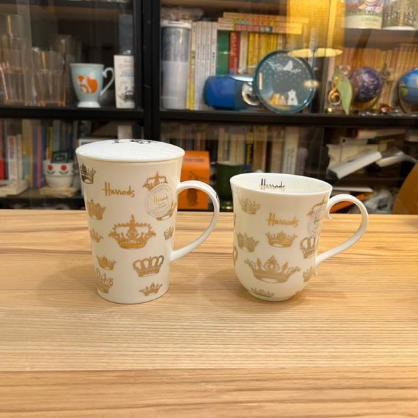 英國製 HARRODS 哈洛德百貨 馬克杯 骨瓷杯 含 濾茶網 馬克杯 EMPORIUM TEA INFUSER MUG 咖啡杯 茶杯 HARRODS EMPORIUM TEA INFUSER MUG