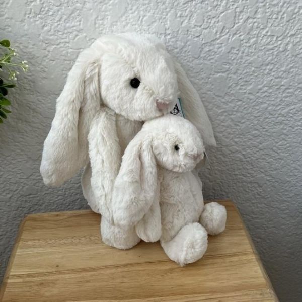 奶油白 jELLYCAT Bashful Cream Bunny 31 M (耳朵/毛衣/毛帽刺繡加購+愛心繡另增購) jELLYCAT Bashful Cream Bunny