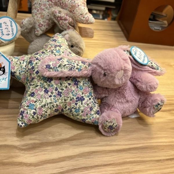 音樂拉鈴 碎花 鬱金香粉 兔兔 掛飾 jELLYCATBlossom Tulip Bunny Star Musical Pull 30 (耳朵刺繡加購) 兔子 兔 jELLYCAT Blossom Tulip Bunny Star Musical Pull