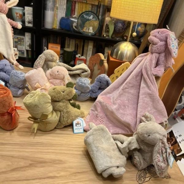 害羞 銀灰 兔兔 方巾 飾品 墊布巾 jELLYCAT Bashful Silver Bunny Soother 34 (方巾刺繡加購+愛心繡另增購) jELLYCAT Bashful Silver Bunny Soother