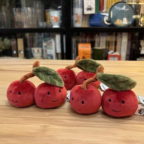 好運果 致敬 友情 珍惜 幸福 甜蜜 櫻桃 兩小無猜 紅運果 jELLYCAT Amuseables Cherry 12 (葉子刺繡加購) 祝福 紀念 送禮很適合 JELLYCAT Amuseables Cherry