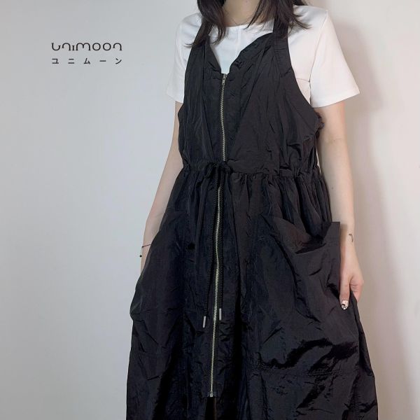 𝟮𝟲𝟰𝟮𝟰 刷刷布拉鏈綁帶設計款洋裝 