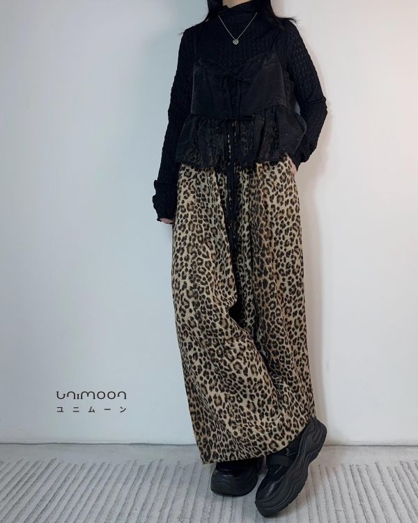 ɴᴏᴠ 𝟮𝟱-𝟰 小豹子挺版微繭型寬褲 