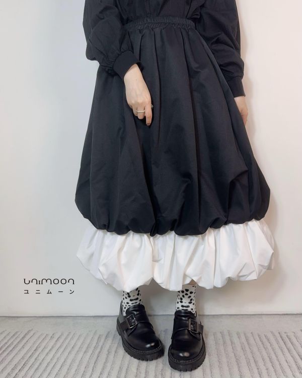 𝟮𝟲𝟮𝟭𝟱 黑白圓舞曲撞色設計花苞裙 