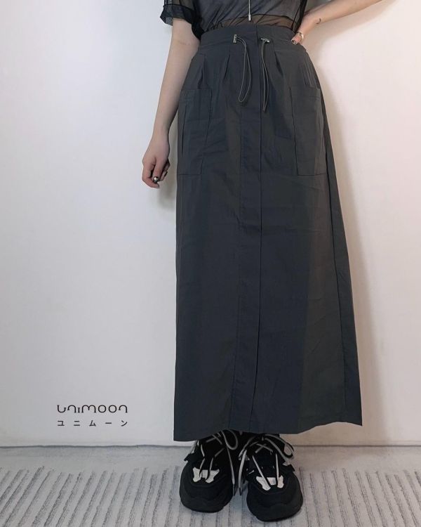 ᴊᴜɴ 𝟮𝟱-𝟭𝟴 機能工裝感彈性布開衩直筒裙 