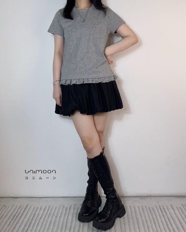 𝟮𝟲𝟰𝟮𝟯 黑糖泡泡花苞短裙 