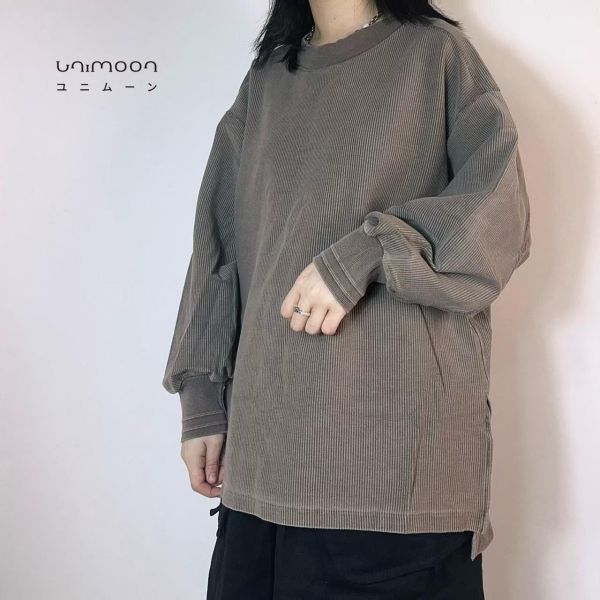 ᴅᴇᴄ 𝟮𝟱-𝟮𝟭 復古風前短後長長袖落肩上衣 