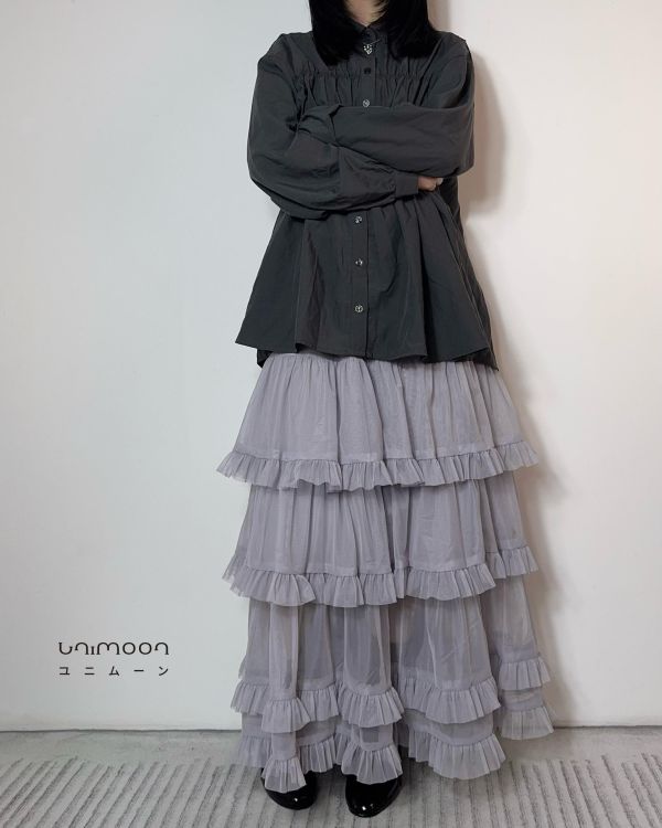 𝟮𝟲𝟮𝟬𝟰 天灰灰蓮藕感拼接設計門襟燈籠袖襯衫 