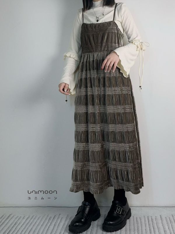 ᴍᴀʏ 𝟮𝟱-𝟴 微甜奶霧綁帶造型上衣 