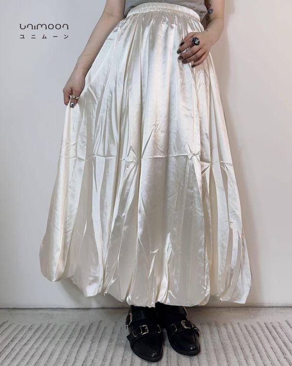 𝟮𝟲𝟯𝟮𝟯 天使的禮物光澤感花苞裙 