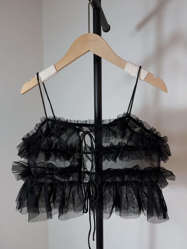 𝟮𝟲𝟮𝟭𝟭 黑夜精靈細繩雙綁帶透紗背心 