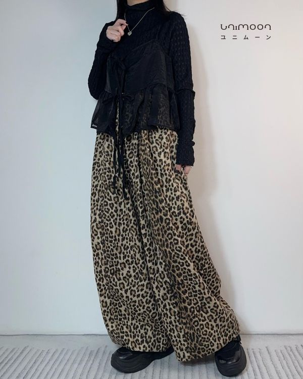 ɴᴏᴠ 𝟮𝟱-𝟰 小豹子挺版微繭型寬褲 