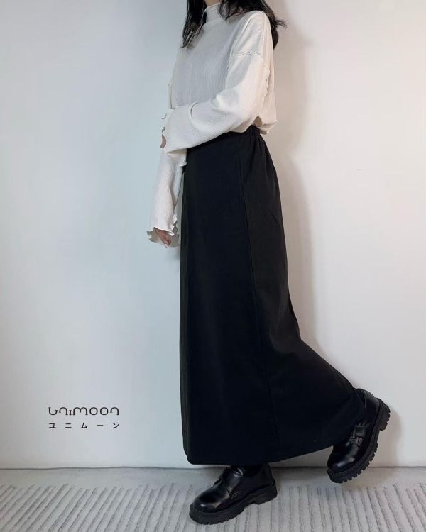 ɴᴏᴠ 𝟮𝟱-𝟭𝟵 基本款蜜桃絨後鬆緊直筒裙 