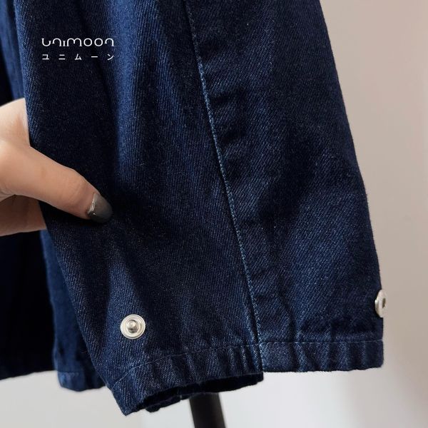 𝟮𝟲𝟮𝟬𝟴 側邊鏤空設計款一粒釦彎刀牛仔褲 