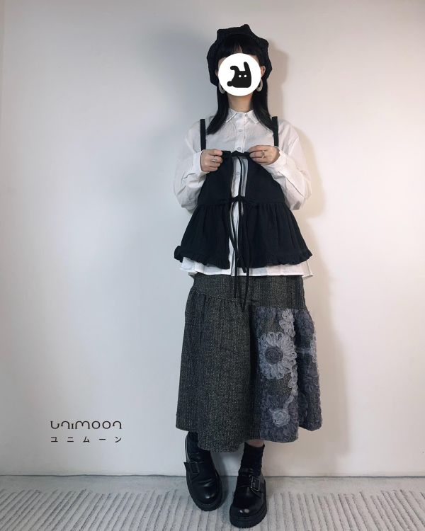 ᴅᴇᴄ 𝟮𝟱-𝟭 灰夜紫藤立體花織毛呢拼接裙 