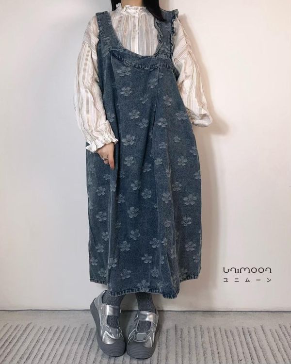 ᴅᴇᴄ 𝟮𝟱-𝟲 設計款提花燈籠丹寧洋裝 