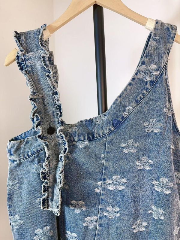 ᴅᴇᴄ 𝟮𝟱-𝟲 設計款提花燈籠丹寧洋裝 