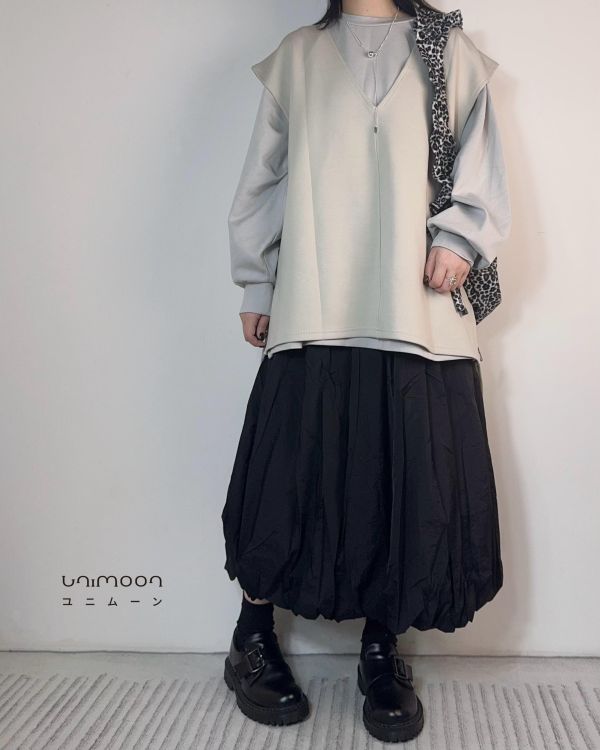 ɴᴏᴠ 𝟮𝟱-𝟭𝟭澎澎燈籠袖太空棉落肩大學Tee 