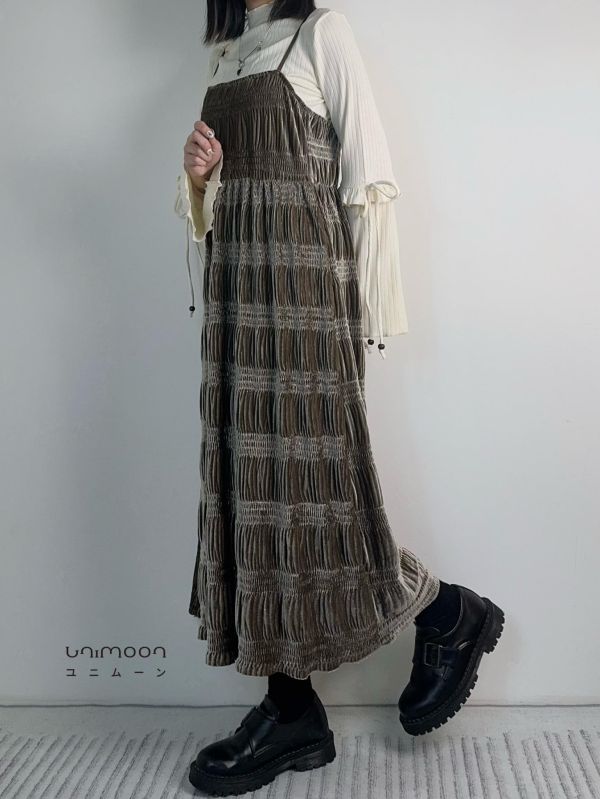 ᴍᴀʏ 𝟮𝟱-𝟴 微甜奶霧綁帶造型上衣 