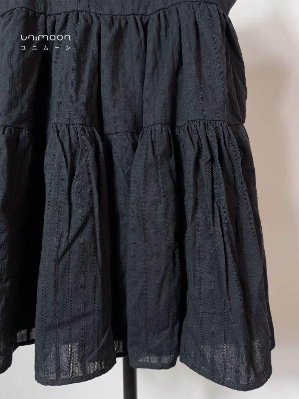 𝟮𝟲𝟮𝟬𝟲  黑曜浮紋短背心洋裝 