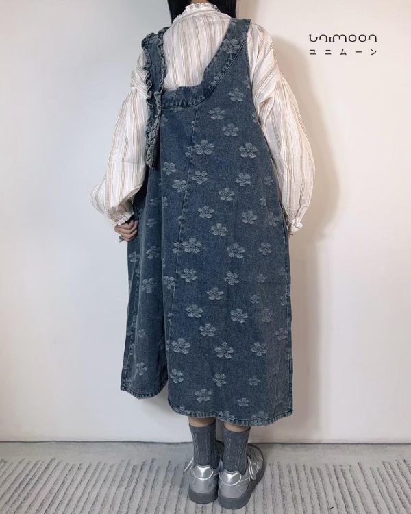 ᴅᴇᴄ 𝟮𝟱-𝟲 設計款提花燈籠丹寧洋裝 