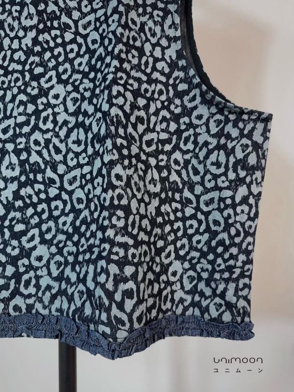 ɴᴏᴠ 𝟮𝟱-𝟮𝟭 丹寧豹紋木耳卷邊背心 