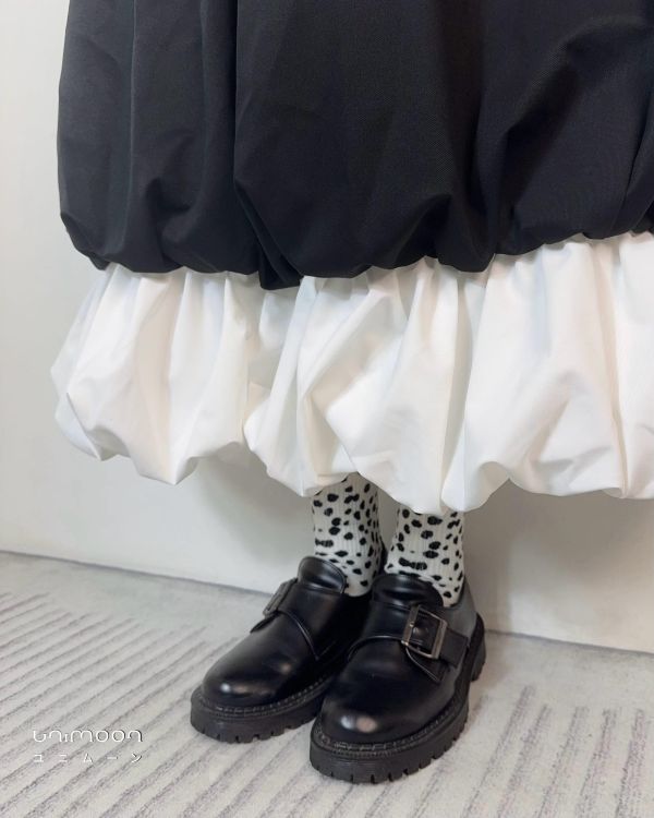 𝟮𝟲𝟮𝟭𝟱 黑白圓舞曲撞色設計花苞裙 