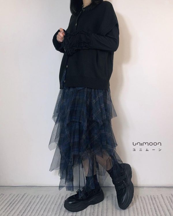 𝟮𝟲𝟭𝟬𝟭 夜色層層格紋設計款紗裙 