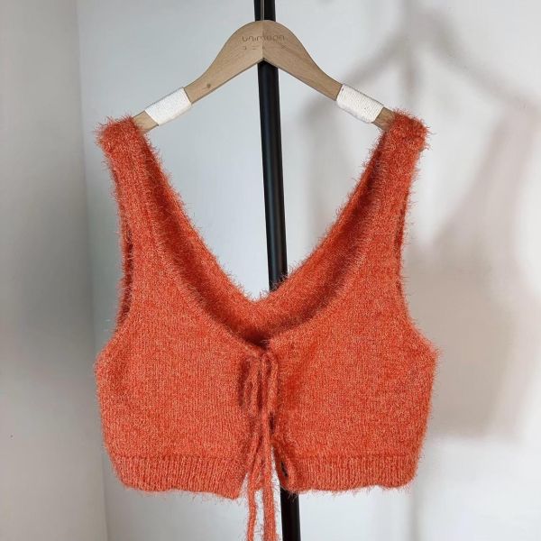 ᴅᴇᴄ 𝟮𝟱-𝟭𝟭聖誕款雙綁帶毛絨絨背心 