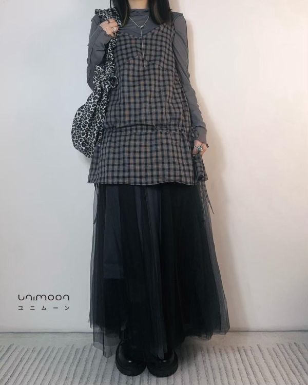 ᴊᴜɴ 𝟮𝟱-𝟮𝟭 格子謎語側綁帶抽皺背心 