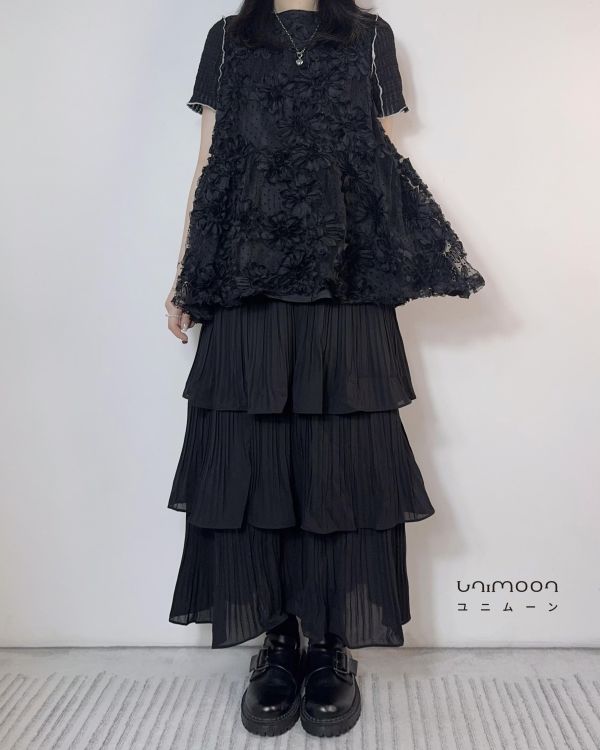 𝟮𝟲𝟰𝟭𝟱 浮花疊影小波點紗背心 