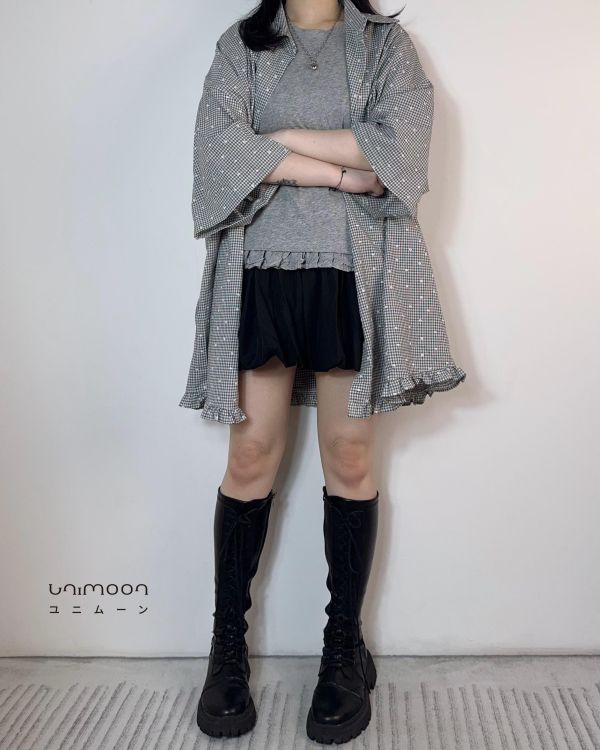 𝟮𝟲𝟰𝟮𝟯 黑糖泡泡花苞短裙 