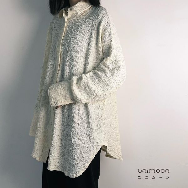 ᴊᴀɴ 𝟮𝟱-𝟭 立體泡泡布圓弧擺襯衫 