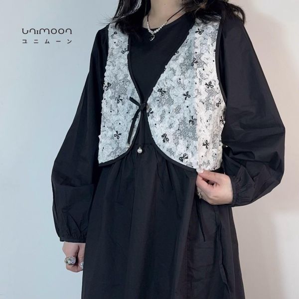 ɴᴏᴠ 𝟮𝟱-𝟭𝟳 黑夜與白花兩件套套裝 