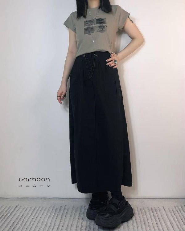 ᴊᴜɴ 𝟮𝟱-𝟭𝟳  小喵日記彈性插肩袖短版上衣 