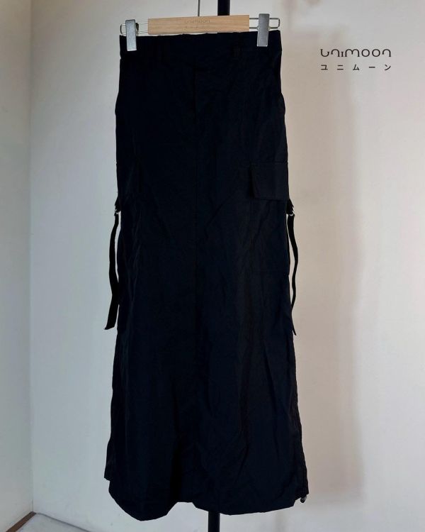 ᴏᴄᴛ 𝟮𝟱-𝟮𝟮 工裝抽繩設計長裙 