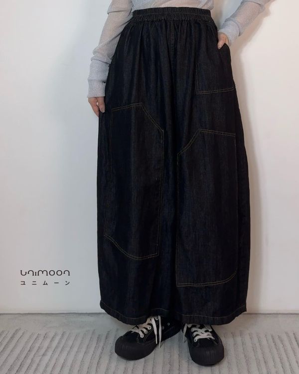 𝟮𝟲𝟮𝟮𝟭 昭和深色微繭型軟牛仔寬褲 