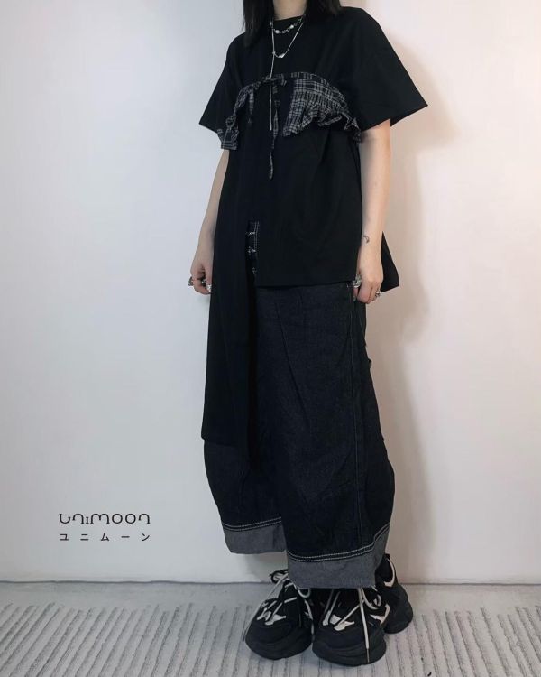 ᴀᴜɢ 𝟮𝟱-𝟯 撞色車縫線設計毛邊七分牛仔寬褲 