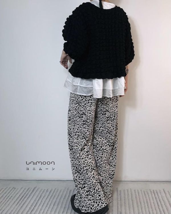 ᴀᴜɢ 𝟬𝟯 豹紋坑條波浪邊鬆緊腰落地褲 