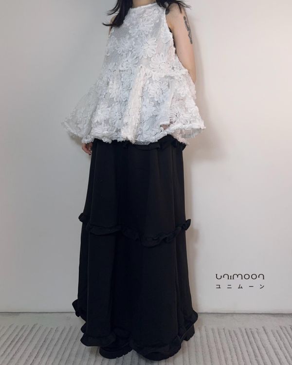 𝟮𝟲𝟰𝟭𝟲 太空棉荷葉邊長裙 