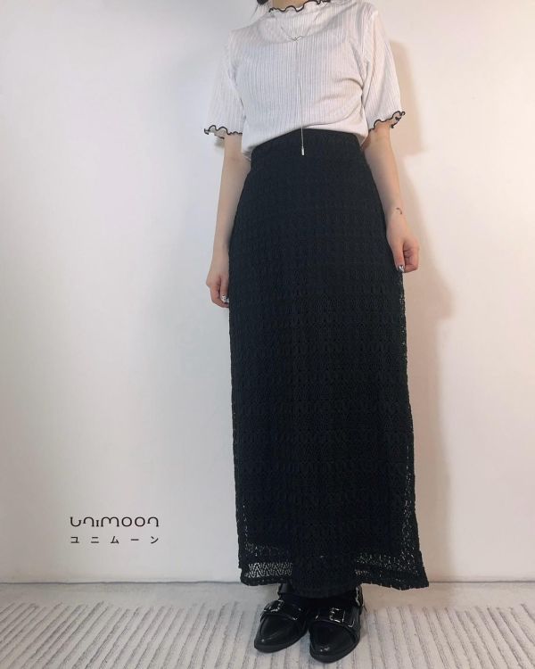 ꜱᴇᴘ 𝟮𝟱-𝟳 夜影刺繡後開衩直筒長裙 