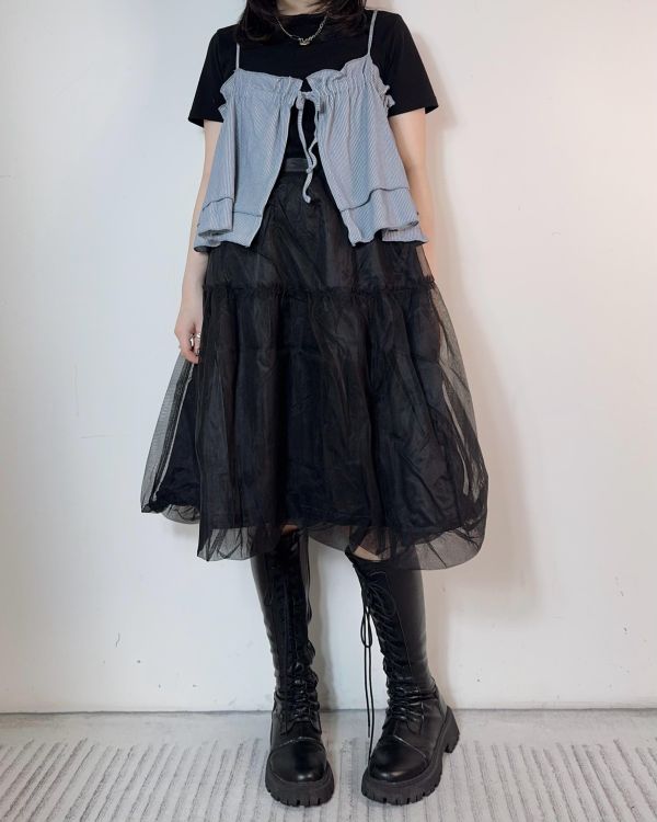 𝟮𝟲𝟯𝟭𝟱 影子收藏家雙層五分花苞裙 